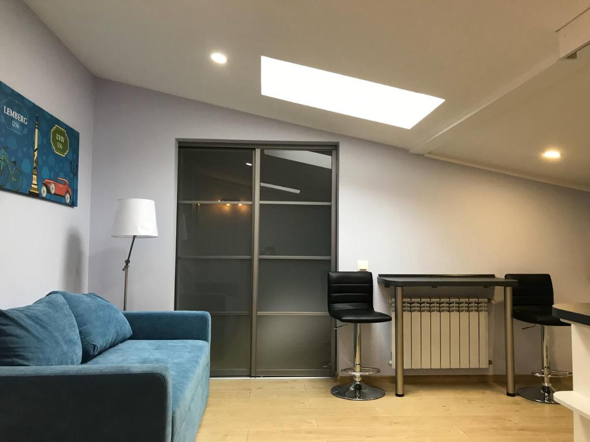 Romantic Lux Vivaldi Suite Svobode Avenue 39 Lviv Kültér fotó