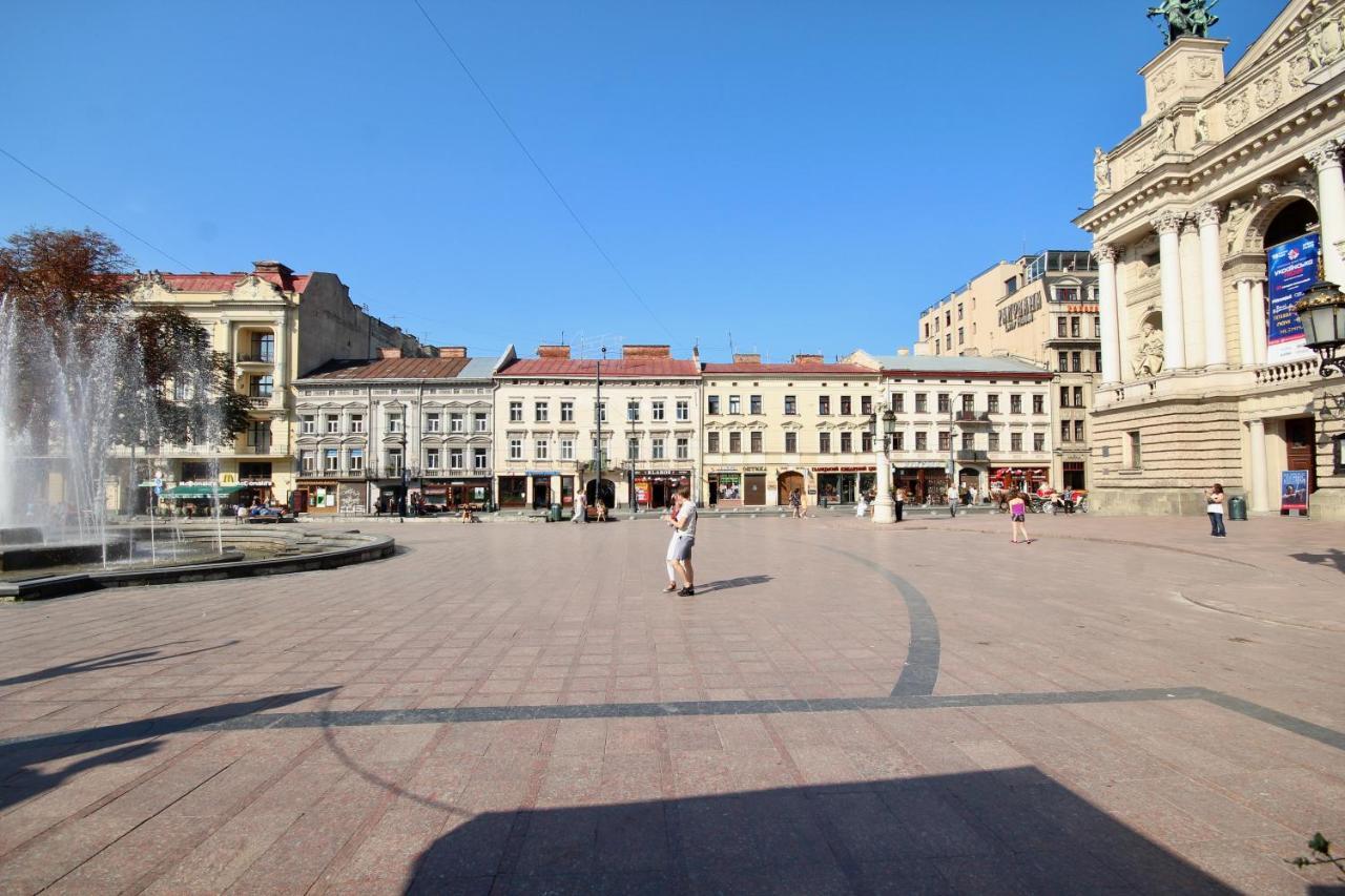Romantic Lux Vivaldi Suite Svobode Avenue 39 Lviv Kültér fotó