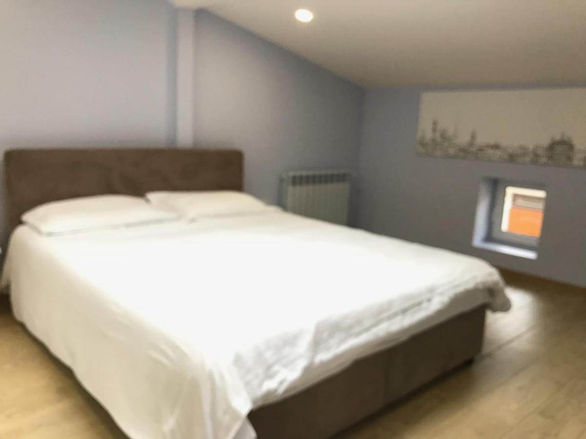 Romantic Lux Vivaldi Suite Svobode Avenue 39 Lviv Kültér fotó