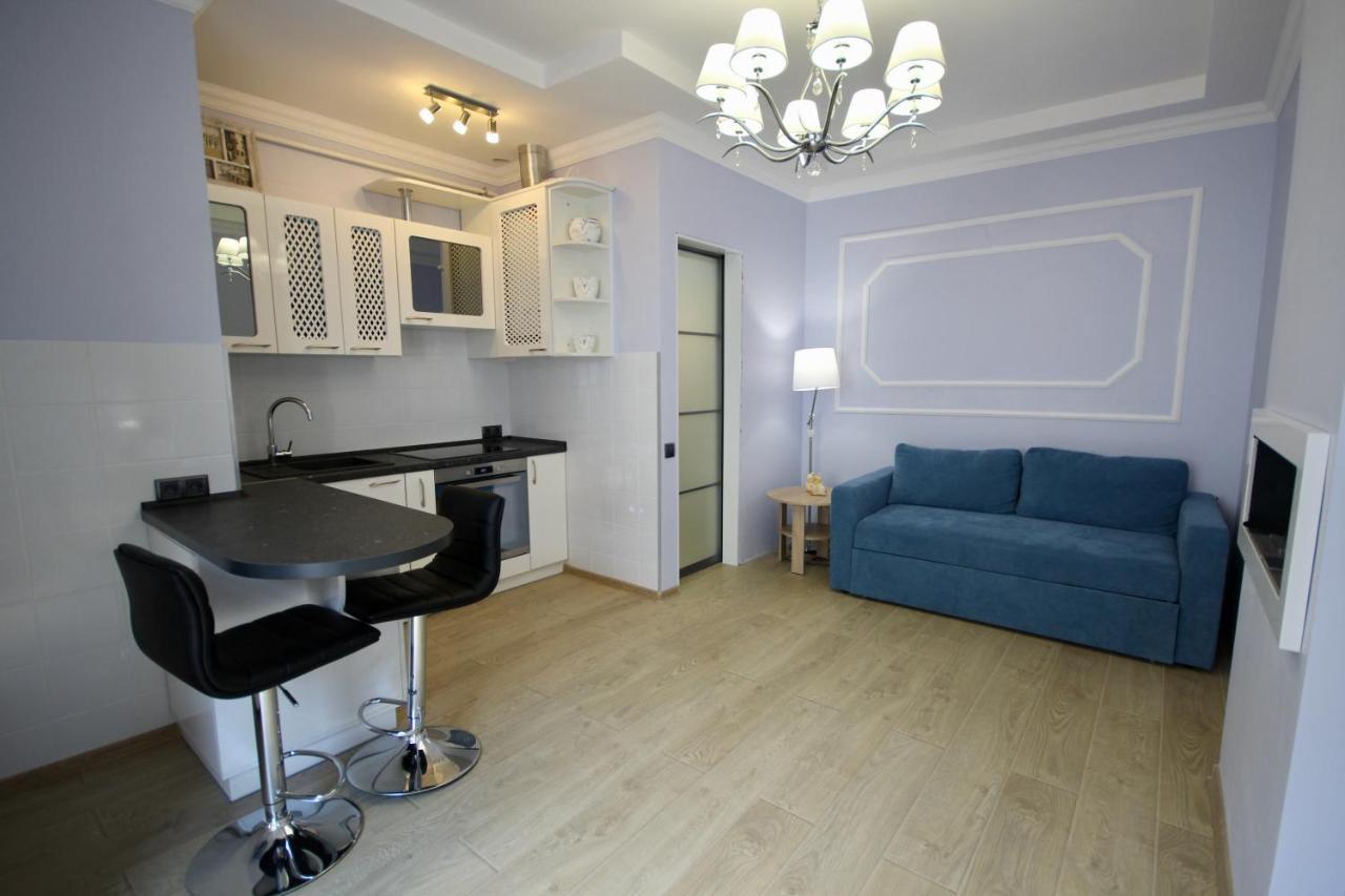 Romantic Lux Vivaldi Suite Svobode Avenue 39 Lviv Kültér fotó